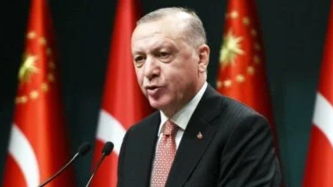 Erdogan'dan erken seçim açıklaması:"Seçimin tarihi belli Haziran 2023 boşuna çabalamayın" dedi. Sizce erken seçim olmalı mı ?