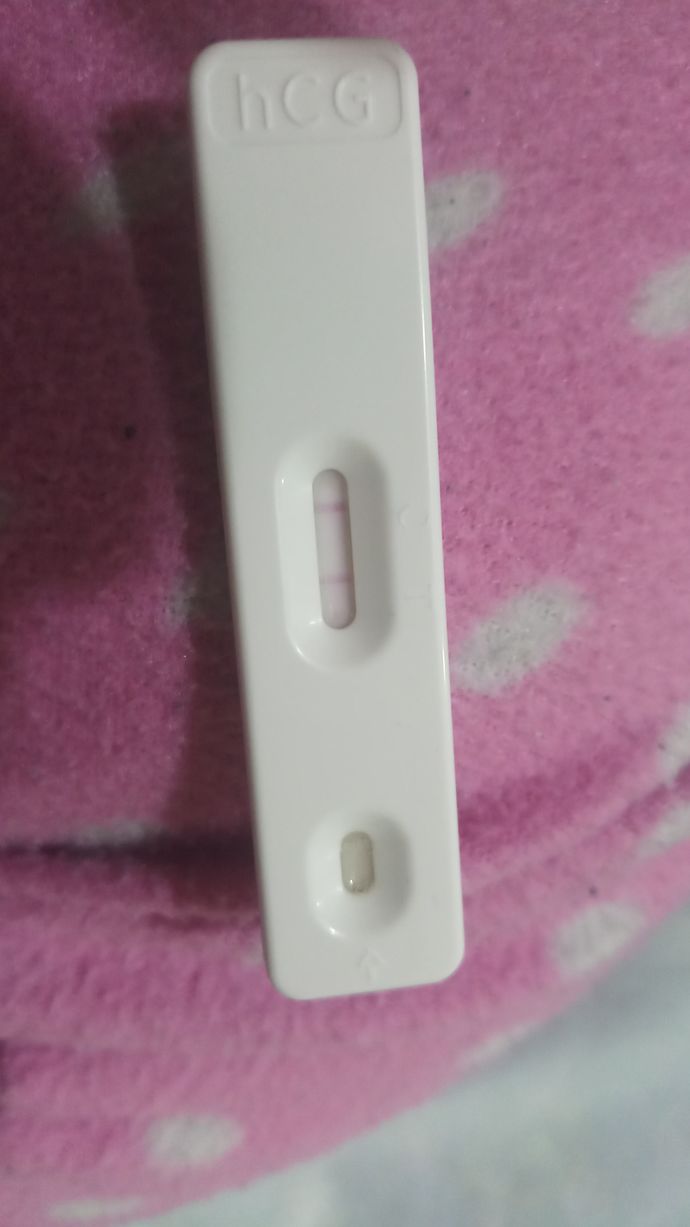Hamilelik testinde iki harfin ortasındaki çizgi ne anlama gelir?