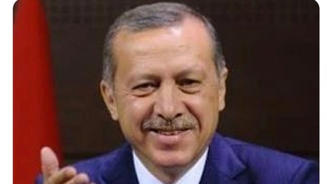 Siyaset yalan söylemek midir?