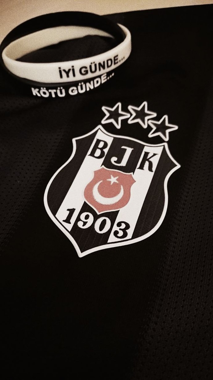 Siz bu hayatta neye ve kime aşk derecesinde fanatiksiniz?