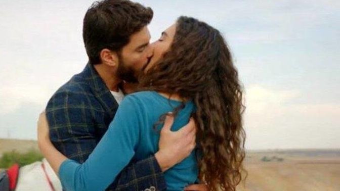 Film ve dizilerdeki erotik sahneleri geçer misiniz?