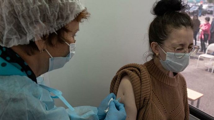 Amerikadan aşı karşıtlarını üzen araştırma: Aşı olanlarda ölüm oranı yüzde 1 bile değil! Aşı karşıtları şimdi ne diyecek?