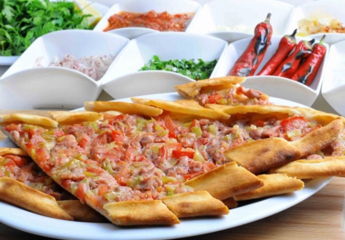 Gurmeler toplanın! En lezzetli samsun pidesi sizce hangisidir?