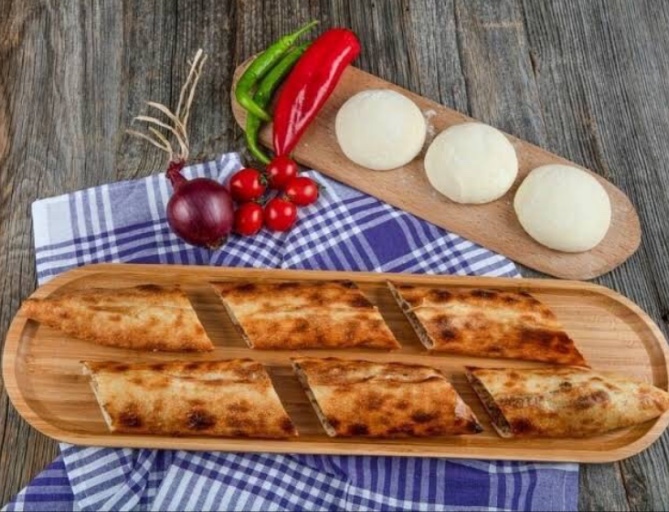 Gurmeler toplanın! En lezzetli samsun pidesi sizce hangisidir?