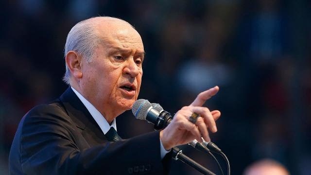 Bahçeli: Gelin şu sınavları kaldıralım! Sence üniversite sınavları kaldırılmalı mı?
