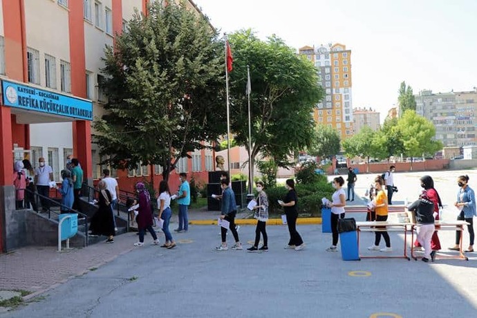 Bahçeli Üniversite sınavı kaldırılsın dedi. Bu konuda ne düşünüyorsunuz?