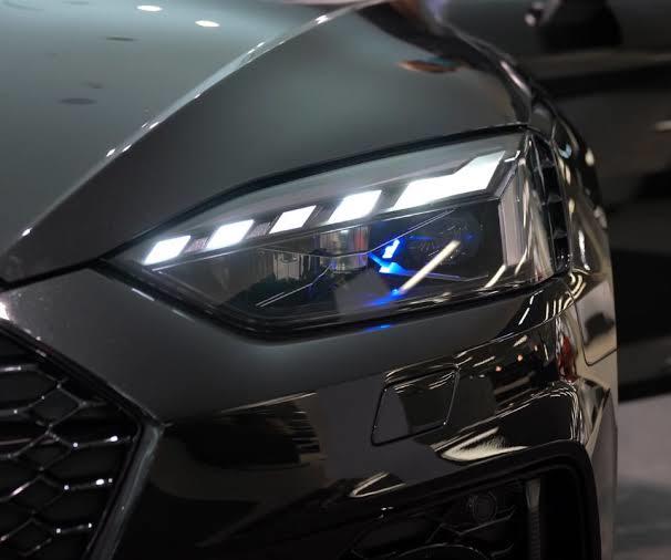 Yeni Audi far teknolojisi yolda! Nasıl buldunuz?