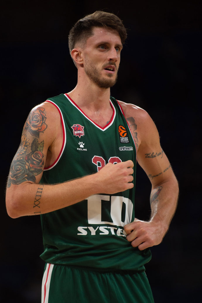 Fenerbahçe Beko 'nun yeni transferi Polonara çok yakışıklı olduğu kadarda iyi basketbolcu mu?