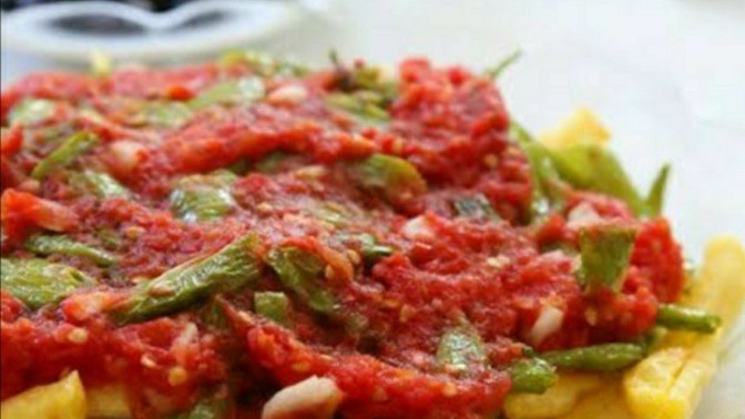Patates kızartmasını soslu mu seversiniz yoksa sade mi?