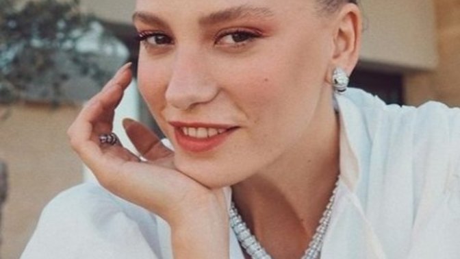Serenay Sarıkaya bi tek bana mı güzel gelmiyor?