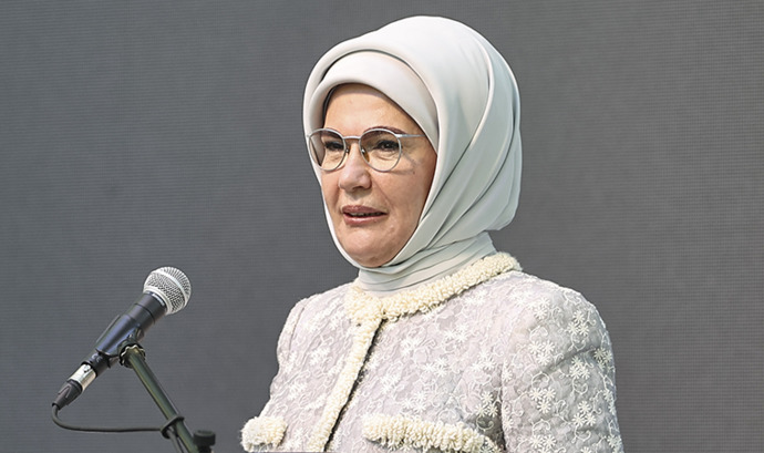 Emine Erdoğan: Gelin hep birlikte tasarruf yapıp porsiyonlarımızı küçültelim dedi. Bu sözler hakkında ne düşünüyorsunuz?