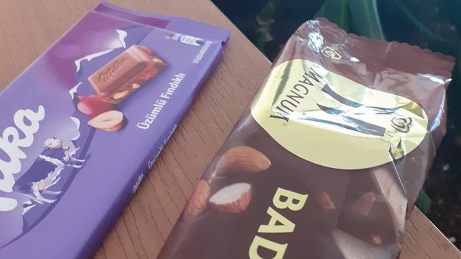 Tarafını seç! Dondurma mı yoksa çikolata mı?