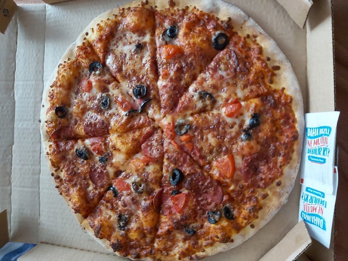 Haftada ne kadar pizza hamburger yersiniz?