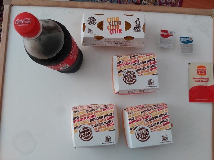 Haftada ne kadar pizza hamburger yersiniz?