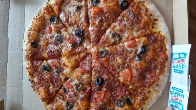 Haftada ne kadar pizza hamburger yersiniz?