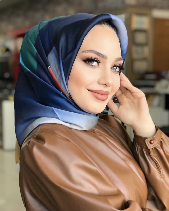 Sizce 20 yaşındaki kızların yüzde kaçı kapalı?