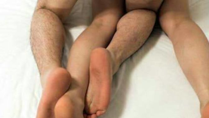 Partnerinizi seks öncesi gülme tutarsa bu isteğinizi etkiler mi?