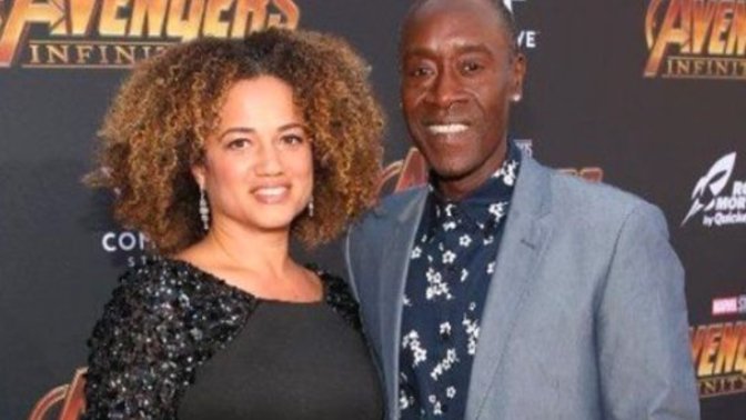 Ünlü oyuncu Don Cheadle, 28 yıllık sevgilisi Brigid Coulter ile evlendi! Peki sen 28 yıl evlenmek için bekler misin?