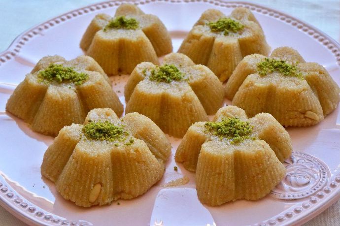 İrmik helvasında margarin veya tereyağı yerine ne kullanabilirim?