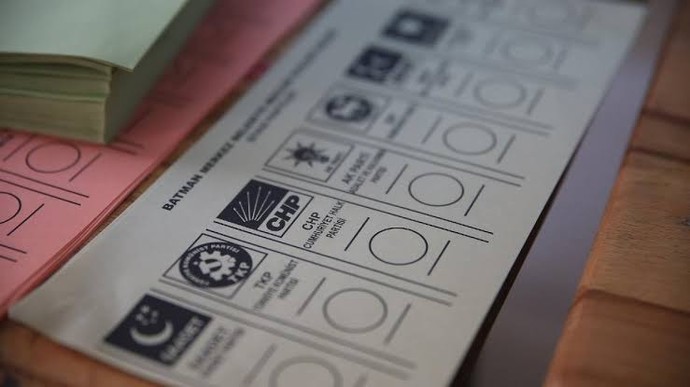 Asla oy vermem dediğiniz parti var mı?
