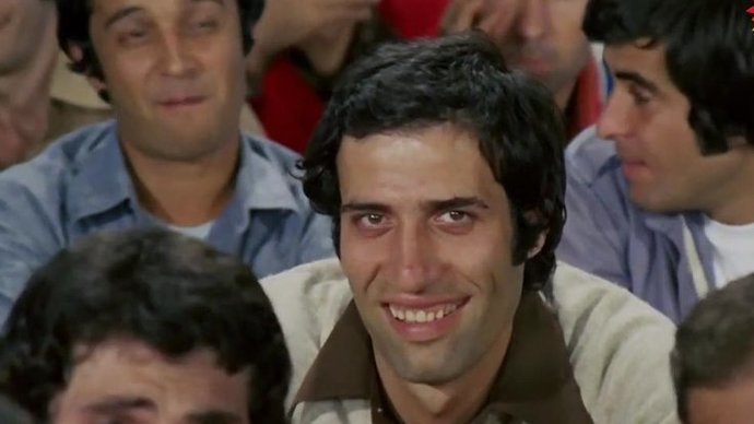 Bir Kemal Sunal geldi, geçti. Bugün onun ölüm yıldönümü. Kemal Sunaldan bahsedelim mi bugün?