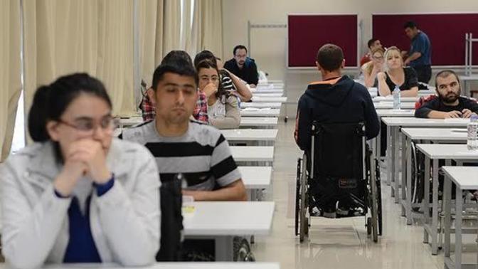 Engelliler için düzenlenen EKPSS sınavının zorluk derecesini nasıl buluyorsunuz? Normal KPSS'den farkı nedir?