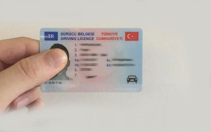 Ehliyet sınavını geçtikten sonra ehliyet çıkarmak için para veriyor muyuz?