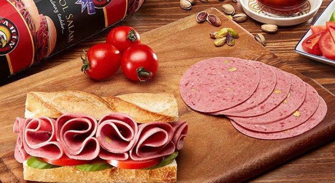 Size bir adet boş sandviç ekmeği verseler neler eklersiniz?