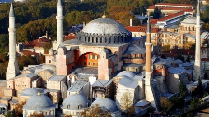 Ayasofya neden müzeye çevrildi?