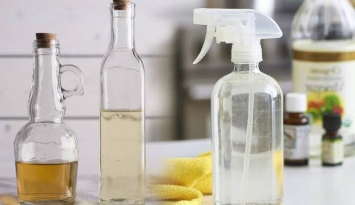Duşakabinden kireç lekesi nasıl çıkar?