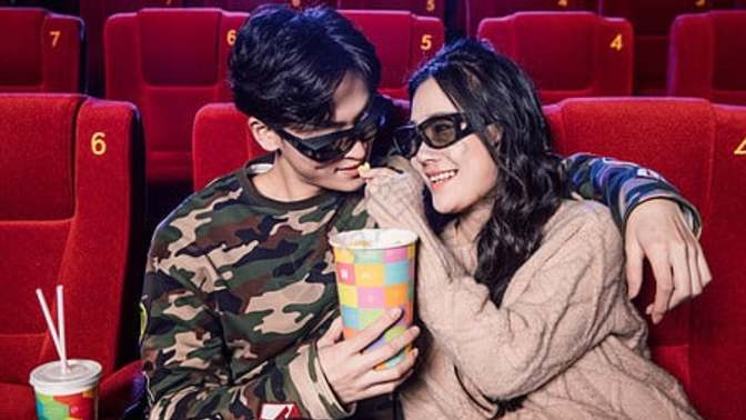 Film izlerken çekirdek yemeyi mi, yoksa patlamış mısır yemeyi mi seversiniz?