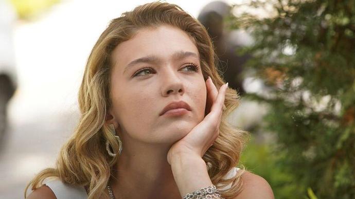 Melisa Döngel Bir gün kızım olursa babasıyla nasıl evde bırakırım diyor! Sen istismara uğrasan insanlara güvenebilir misin?
