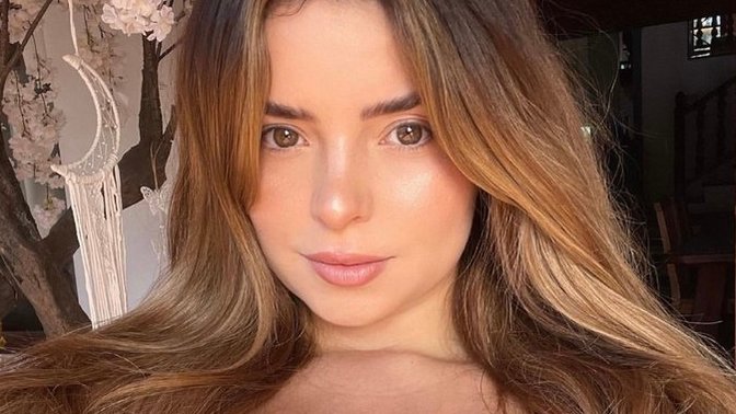 Demi Rose güzel mi sizce?