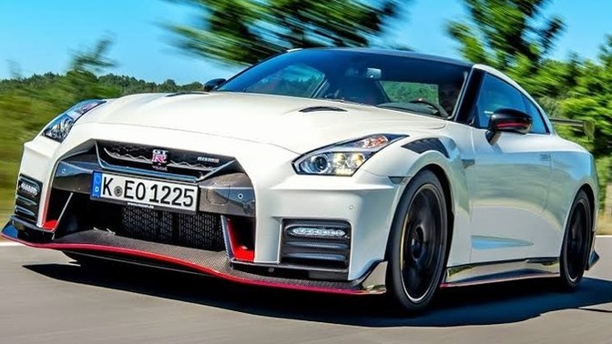 Sizce Almanın BMW'si mi yoksa Japon'un Nissan'ı mı?