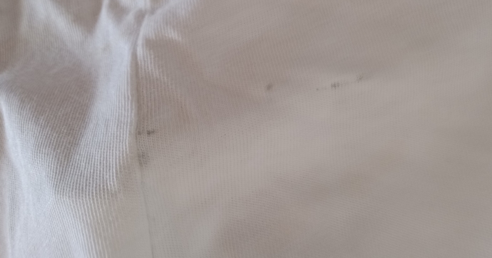 Kızlar kıyafetimdeki lekeler nasıl çıkar?