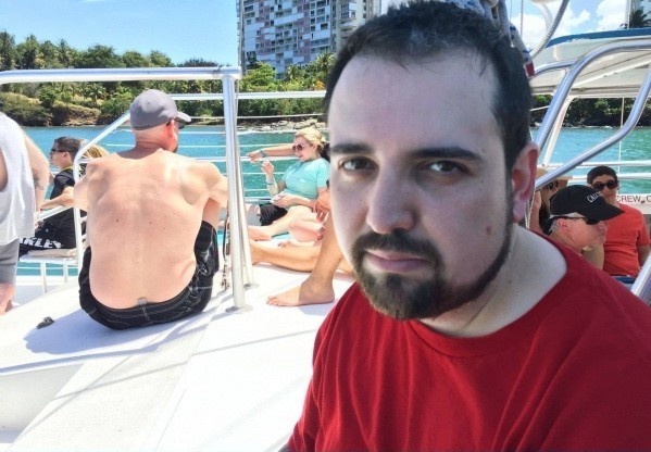 Cebinde bin lira ile tatile çıkan birisi nasıl tatil yapıp da dönebilir?