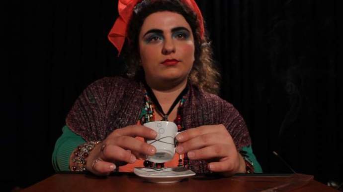 Kafayı falla bozmuş sevgiliye ne kadar katlanabilirsiniz?