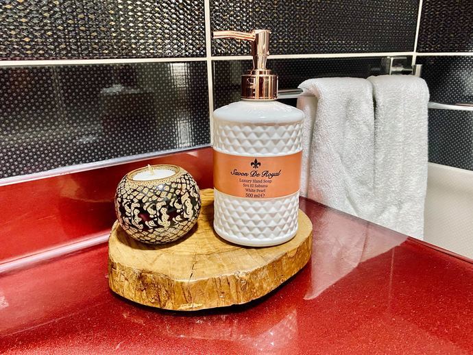 Savon De Royal White Pearl