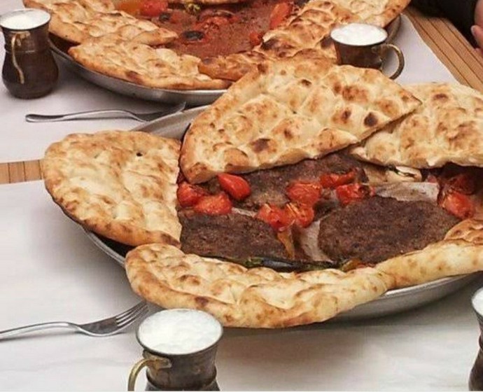 Kebapların yanında en çok ne içmeyi seversiniz?