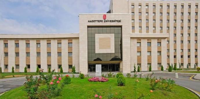 Hacettepe üniversitesi mi Ege üniversitesi mi, hangisi daha iyi?