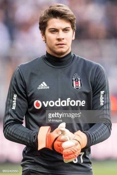 "Yakışıklı" dendiğinde aklınıza hangi yerli futbolcu geliyor?