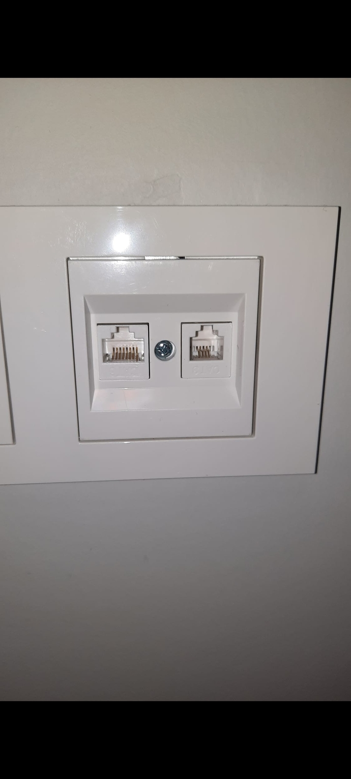 İnternet prizinde CAT3 ve CAT6 girişleri var. Pc için prizden kablolu internet bağlantısı istiyorum nasıl olacak?