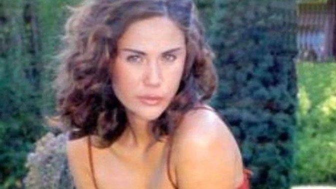Demet Şener’in gençliği çok güzel değil mi?