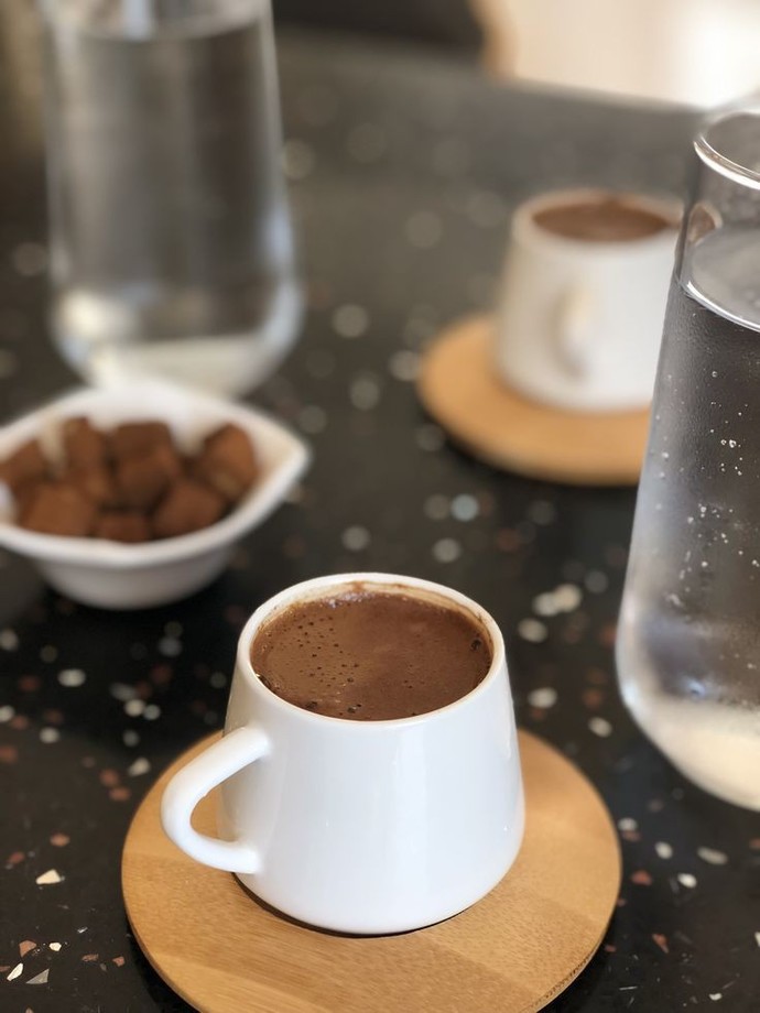 Kahvenizi sade mi sütlü mü seversiniz?