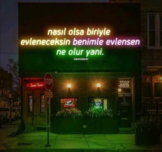 Evlilik düşünmeyen sevgilinizle ilişkiye devam eder misiniz?