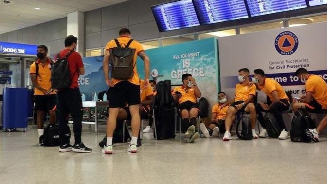 Dostluk maçı için Yunanistan’a giden Galatasaray Spor Klübü, Yunanistan’a girişte neden engellendi?