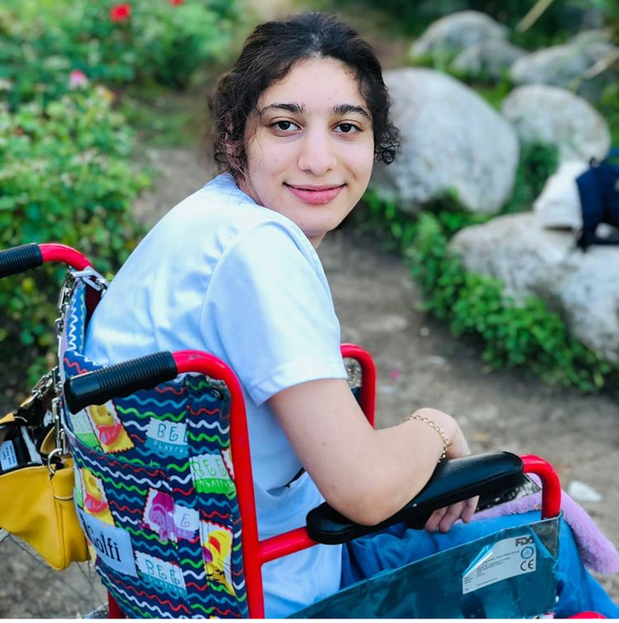 Çaresizliklere rağmen hayata pozitif bakıyorum, sizce normal mi?