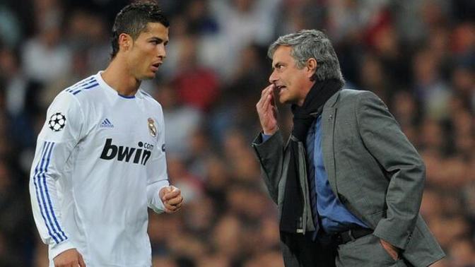 Real Madrid Başkanı Florentino Perez'in ses kayıtları sızdı: ′'Cristiano Ronaldo ve Mourinho birer aptal!′' Sizce haklı mı?