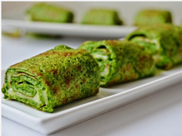 Ispanaklı krep sarma.