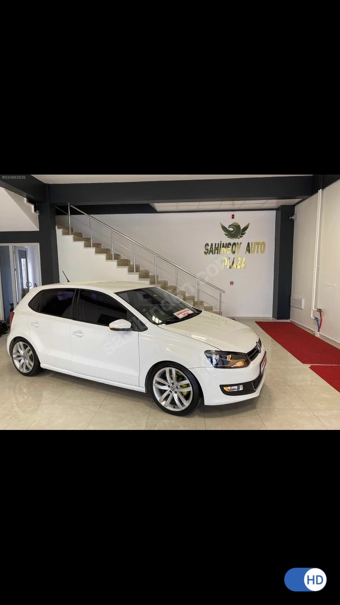 Arkadaşlar sizce clio 4 mü polomu?